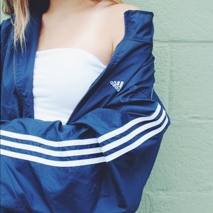 Oversized vintage Adidas windbreaker!!